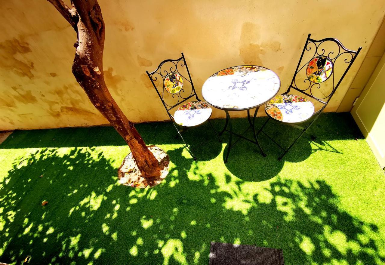 Guru House B&B Apartments Milazzo Eksteriør bilde
